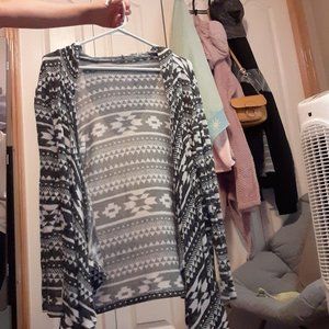 Bundle, camo zip up, light cardagin